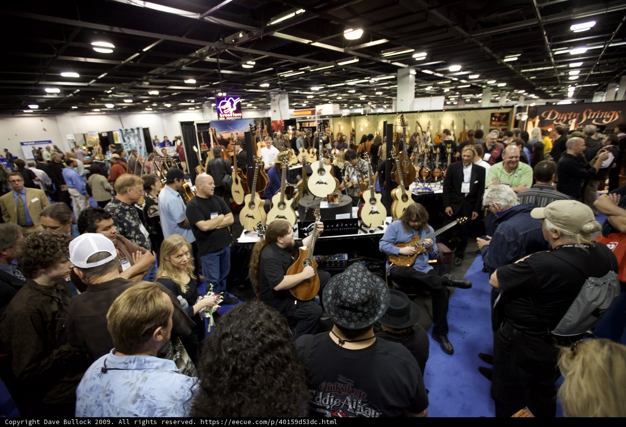 Strumming through the crowd