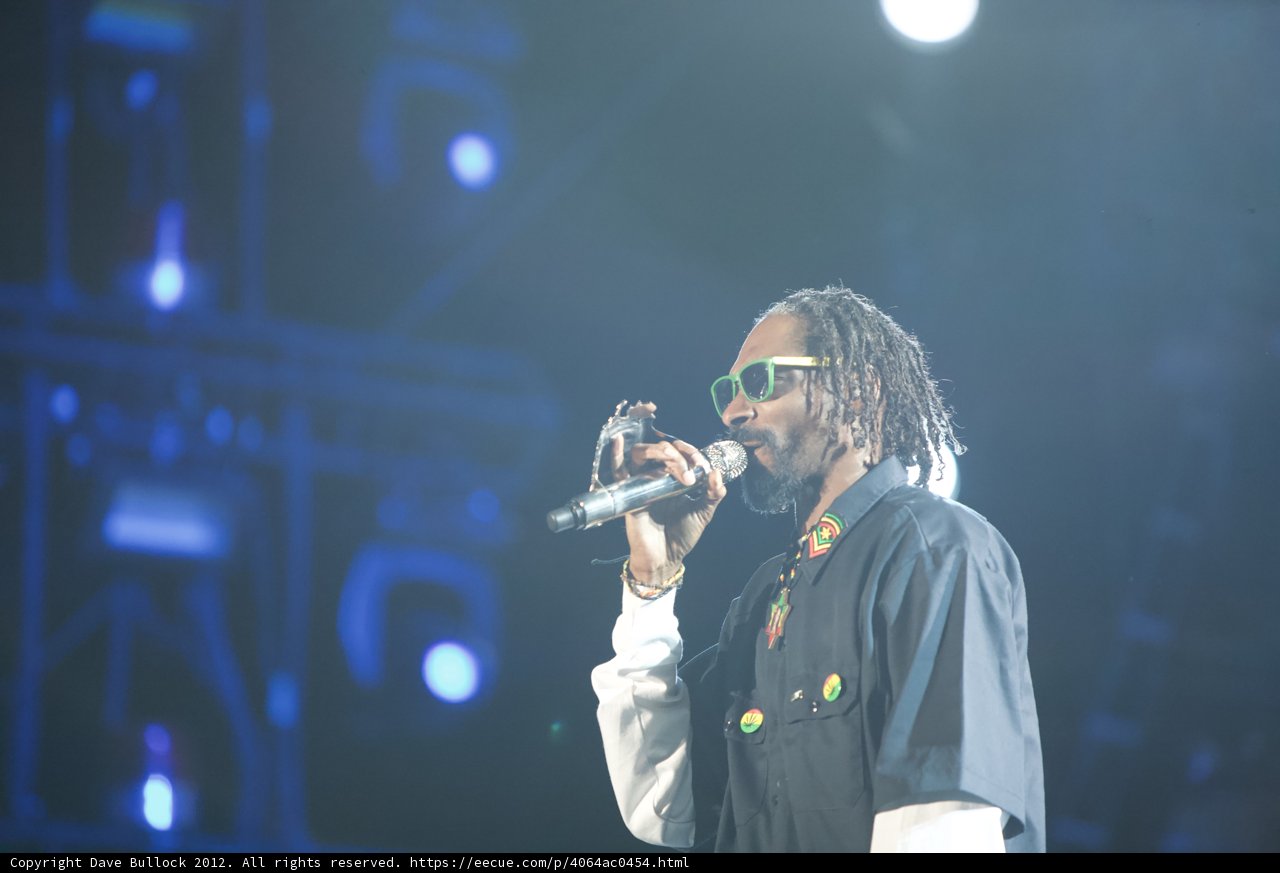 Snoop Dogg Rocks the Summer Jam