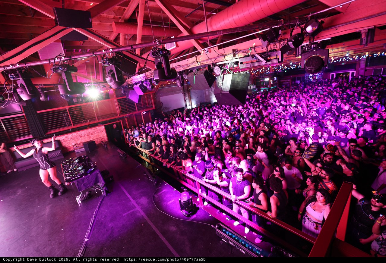 DJ Ignites Packed Crowd at Wobbleland 2026