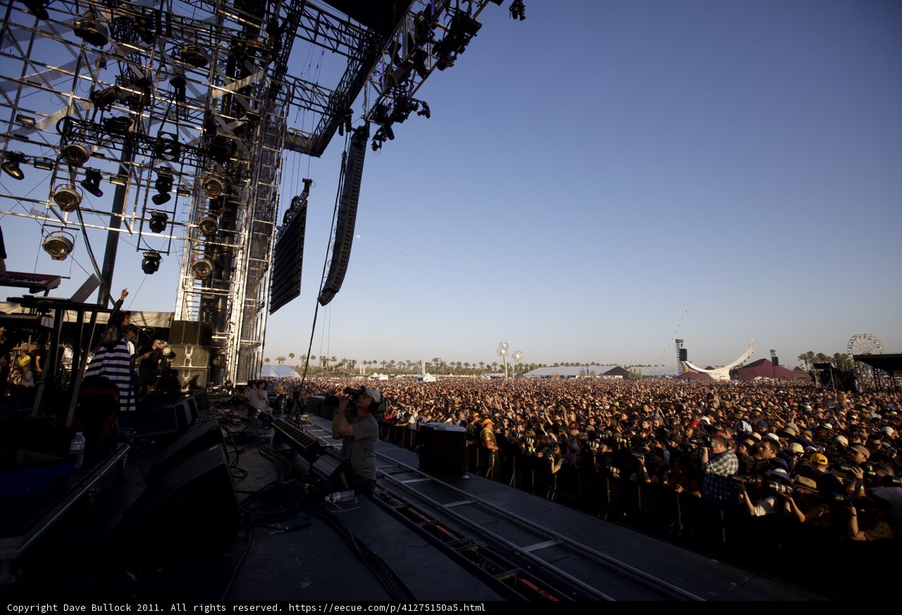 Coachella 2011: Rocking Out in the Crowd