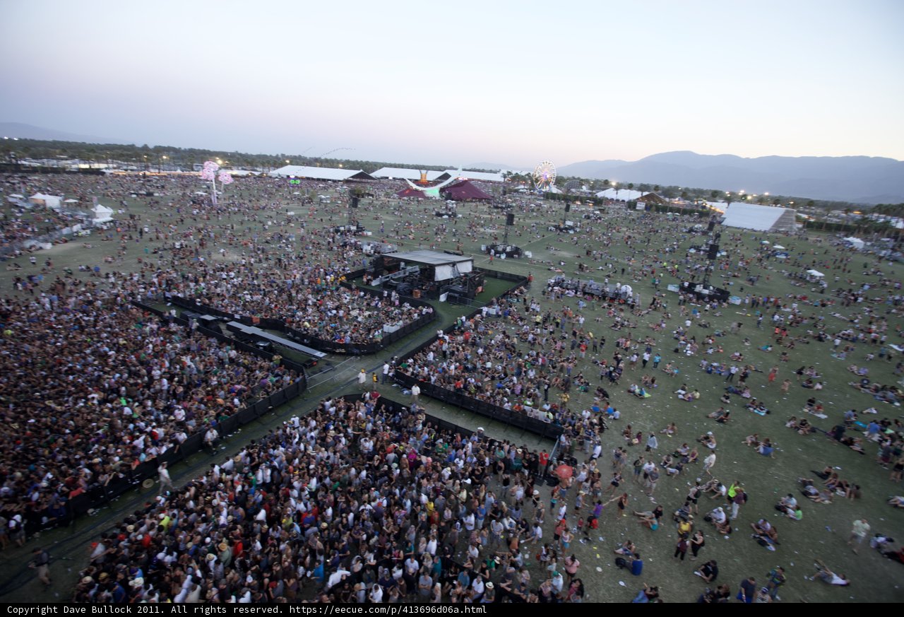 Coachella 2011: The Massive Crowd Gathering