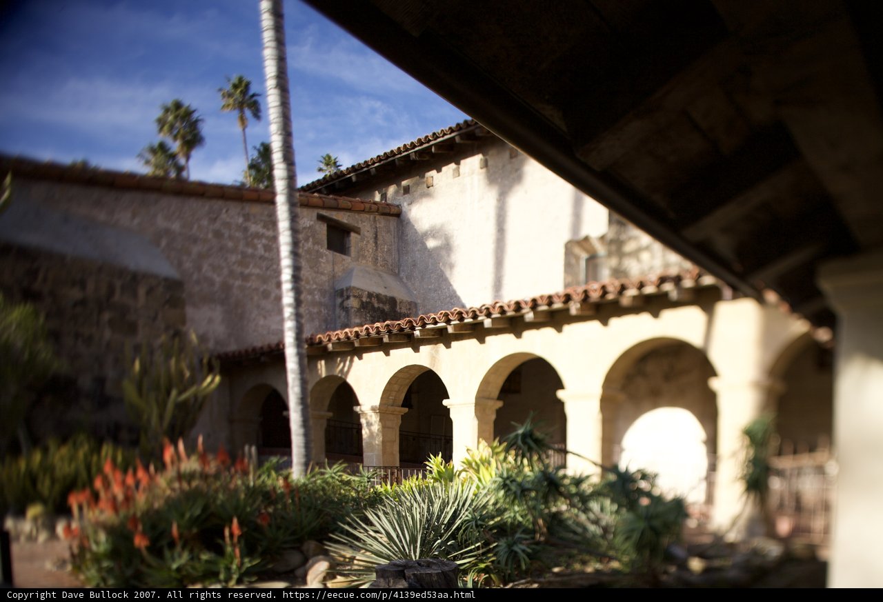 Villa Courtyard with Palm Trees and Arches