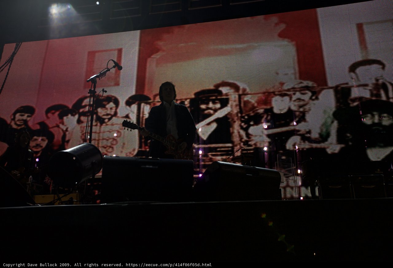 Paul McCartney Rocks Coachella 2009