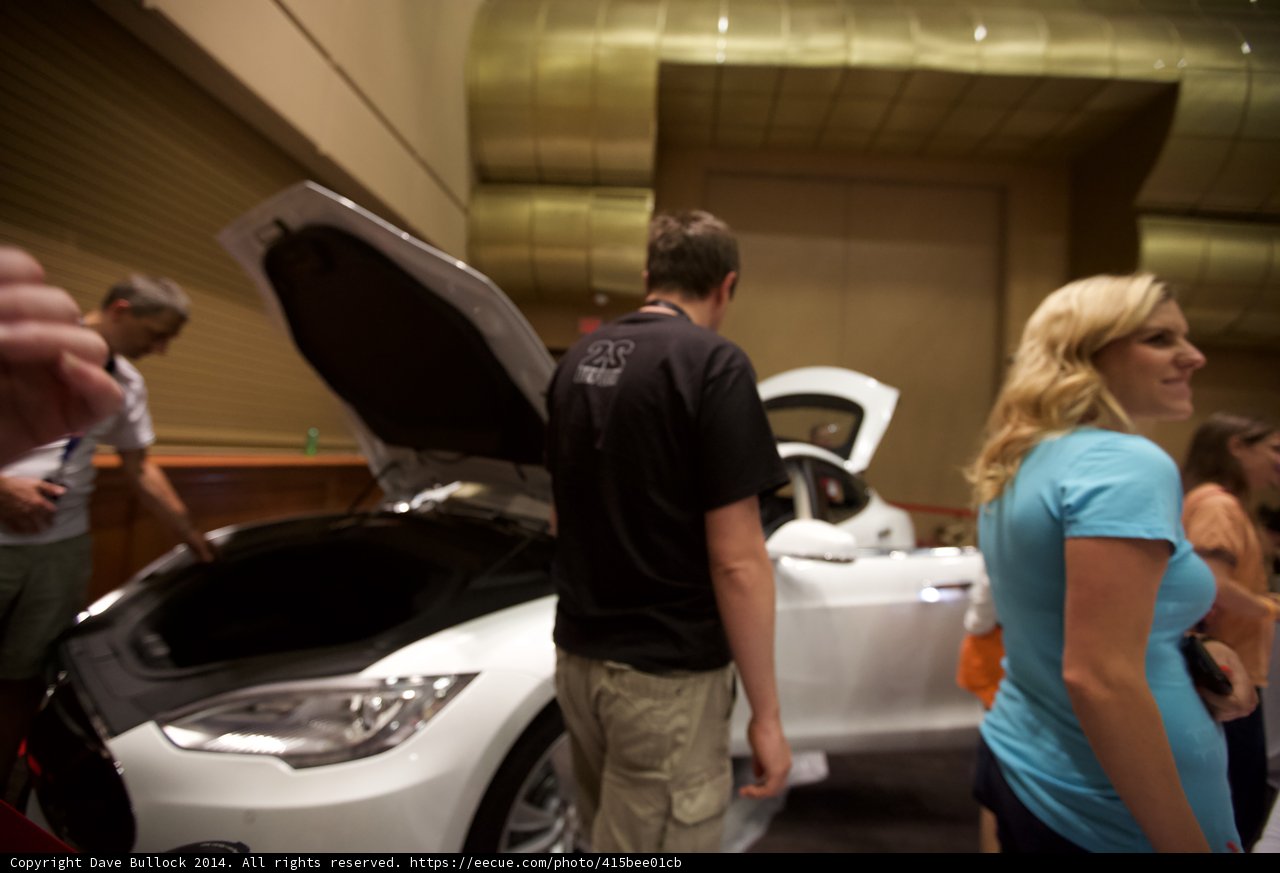 Car enthusiasts gather at Defcon 22 Car Show