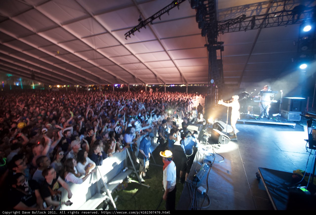 Spotlight on the Crowd