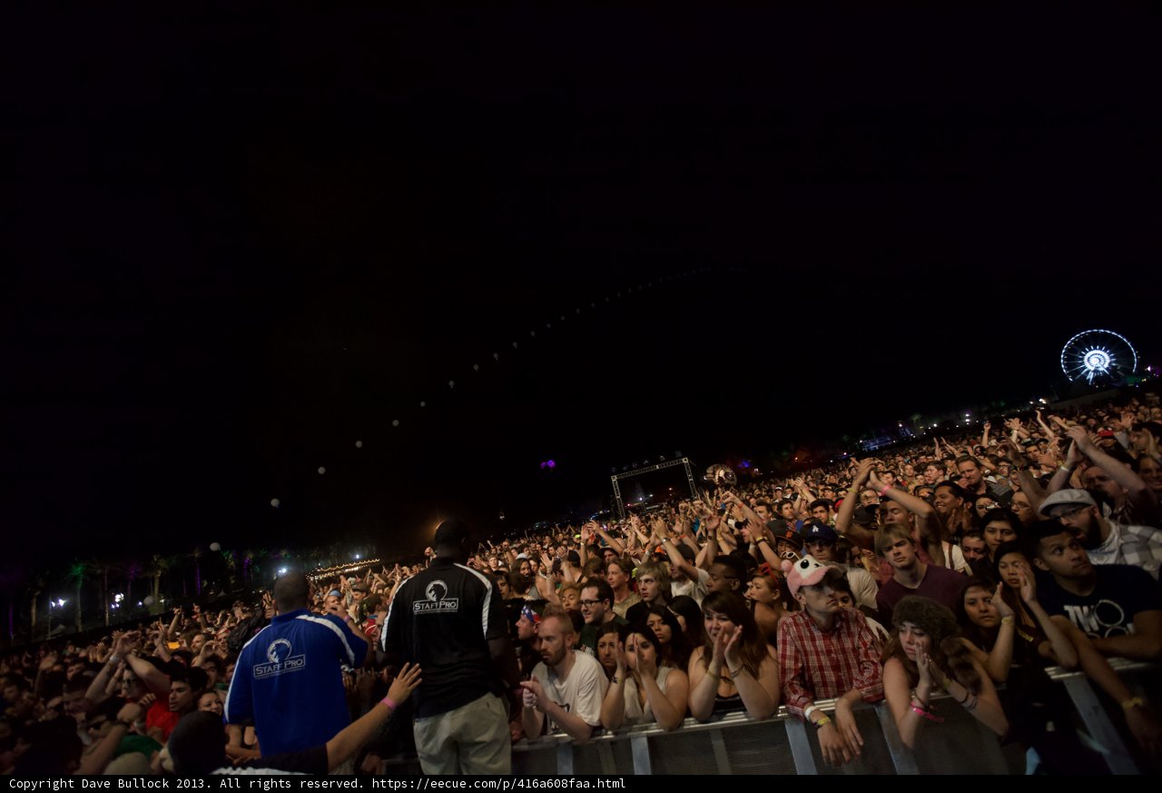 Sign of the Crowd