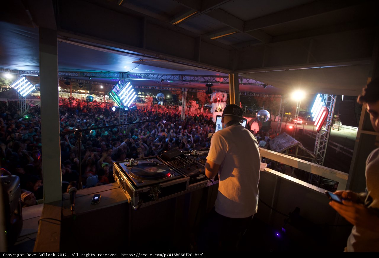 DJ ignites the crowd at Coachella