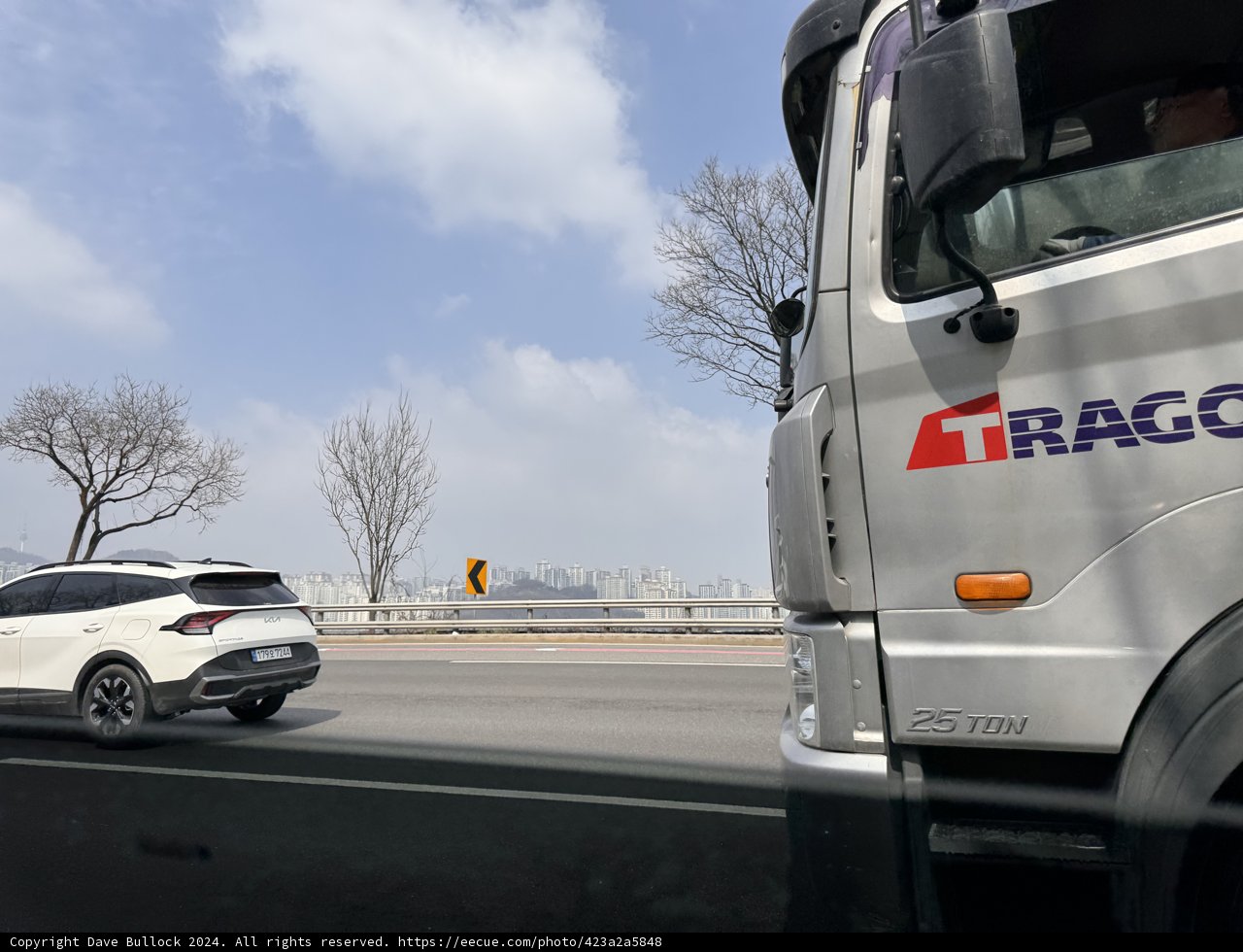 Hybrid Revolution in Seoul Streets
