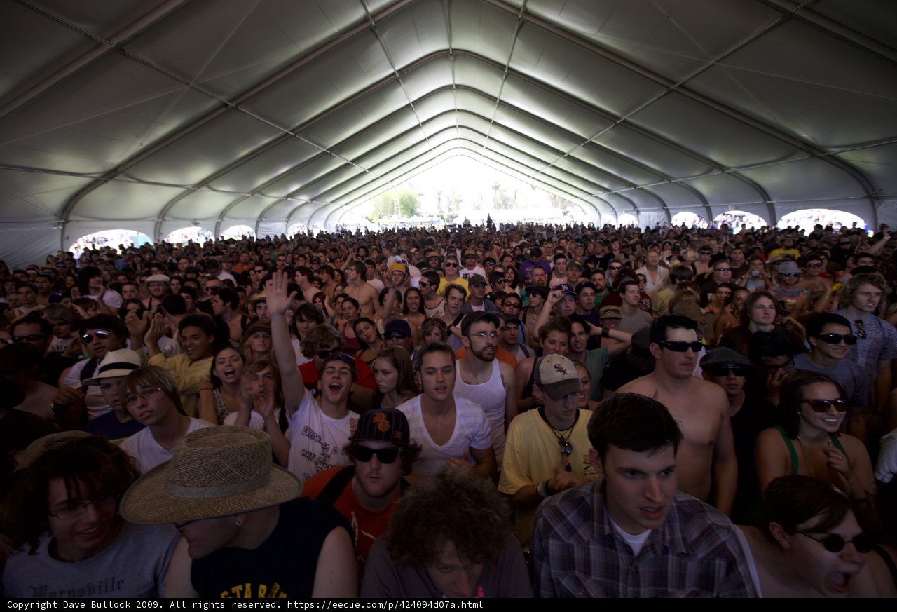 Epic Concert Vibes at Coachella 2009