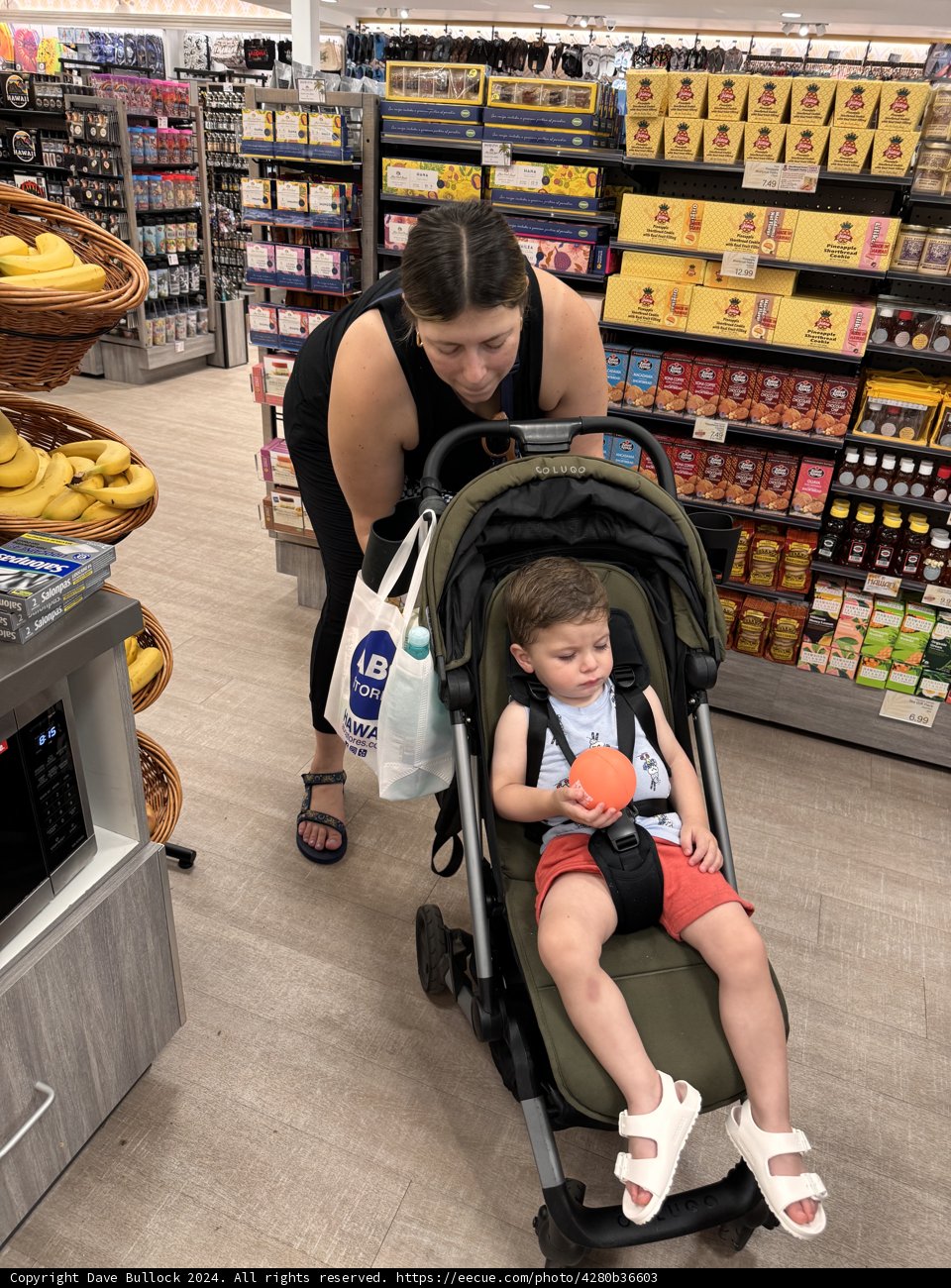 A Sweet Moment in Honolulu Convenience