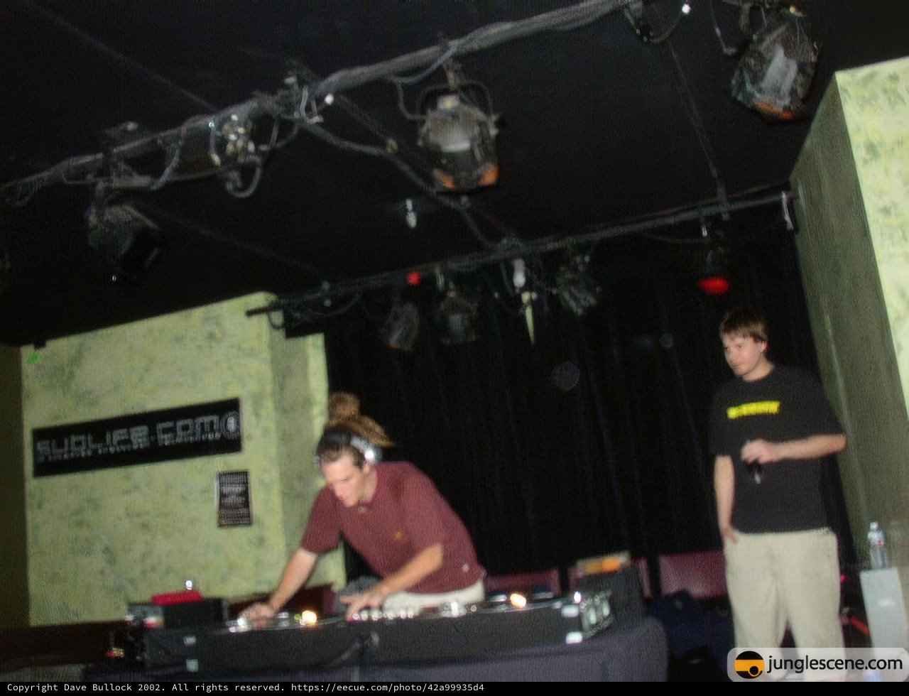 Rhythm Masters on the Turntables