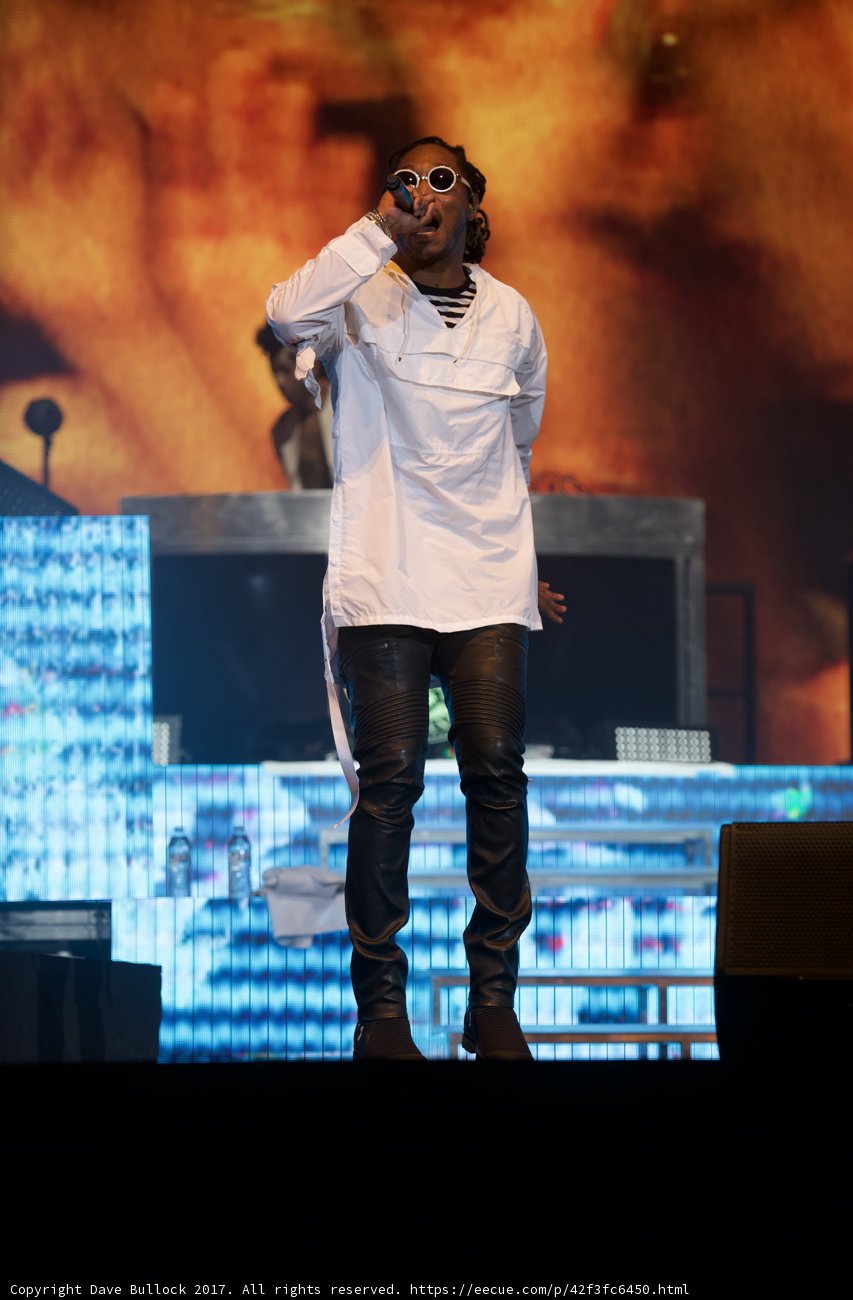 Entertaining the Crowd