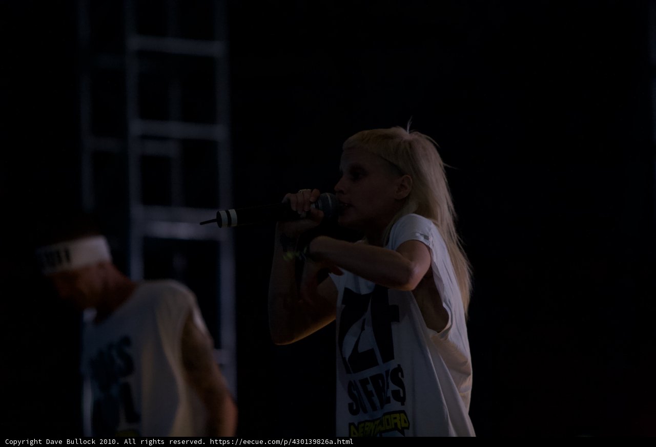 Yolandi Visser Rocks Coachella Stage with Powerful Performance