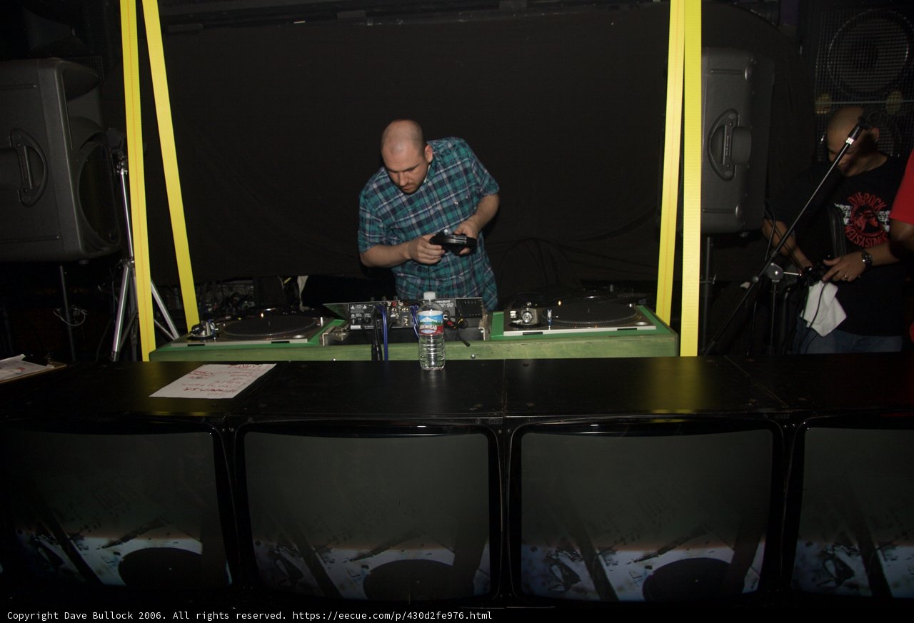 Grooving at the Turntable
