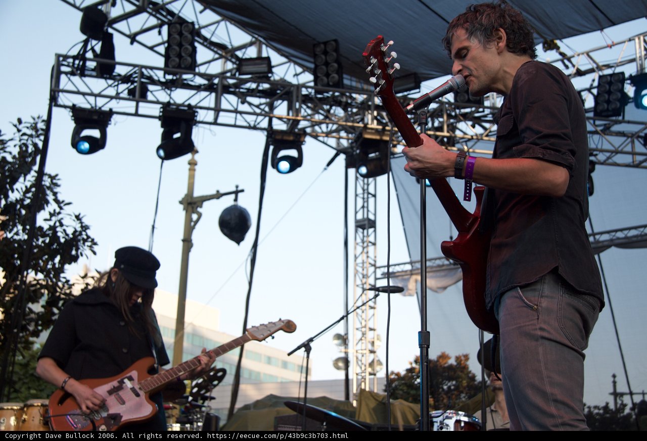 Stirring the Crowd with Electric Blues