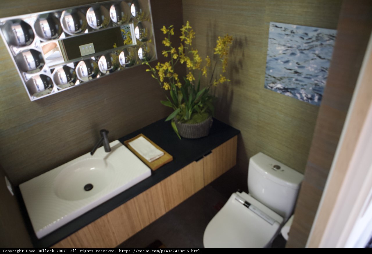 Serene Bathroom Oasis