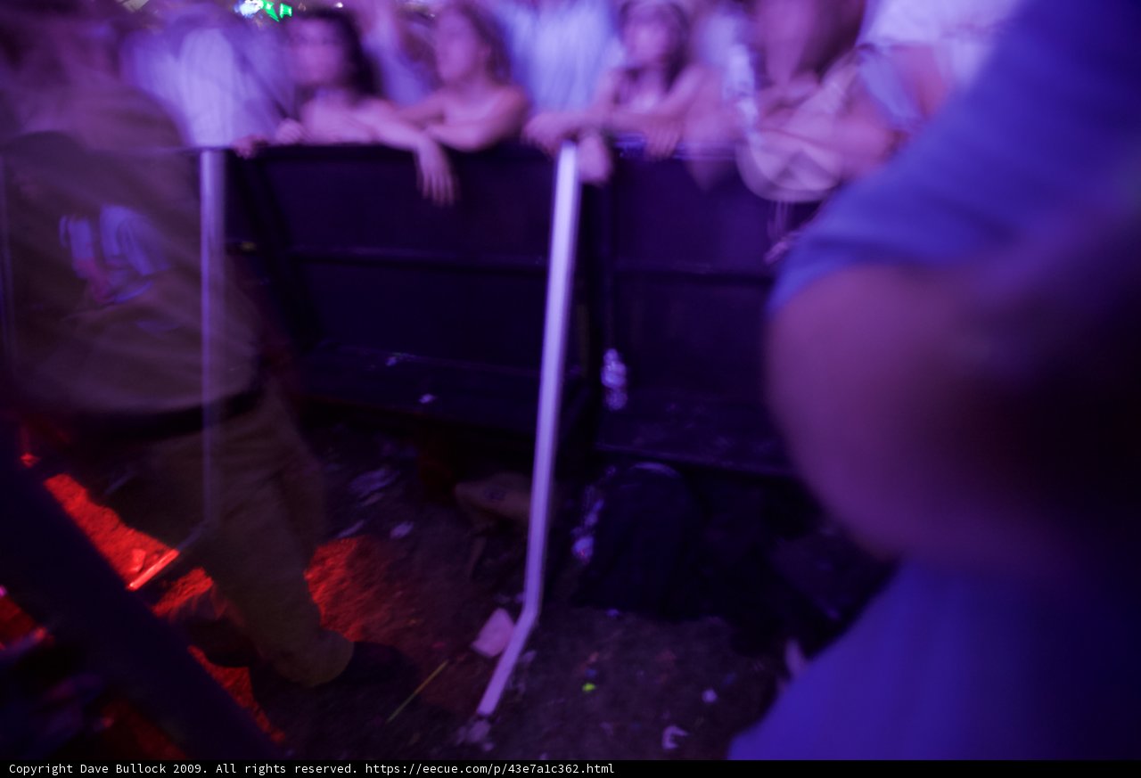 Coachella 2009 Crowd Goes Wild