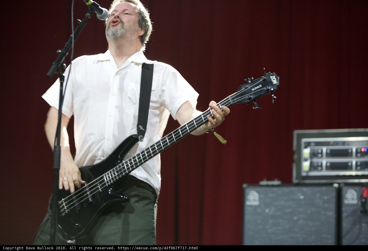 Billy Gould Shreds the Guitar at Coachella