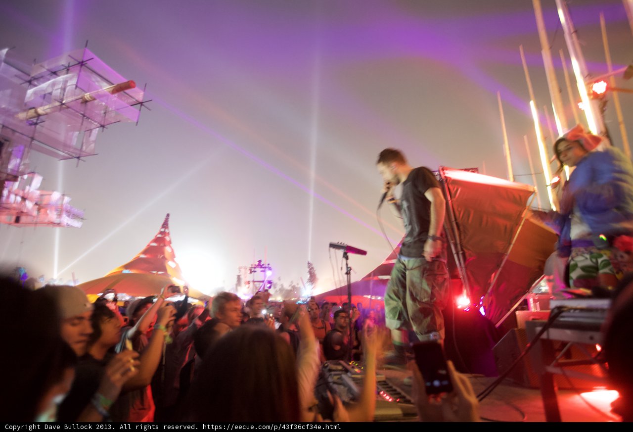 Nightlife Music Fest: A Thrilling Performance