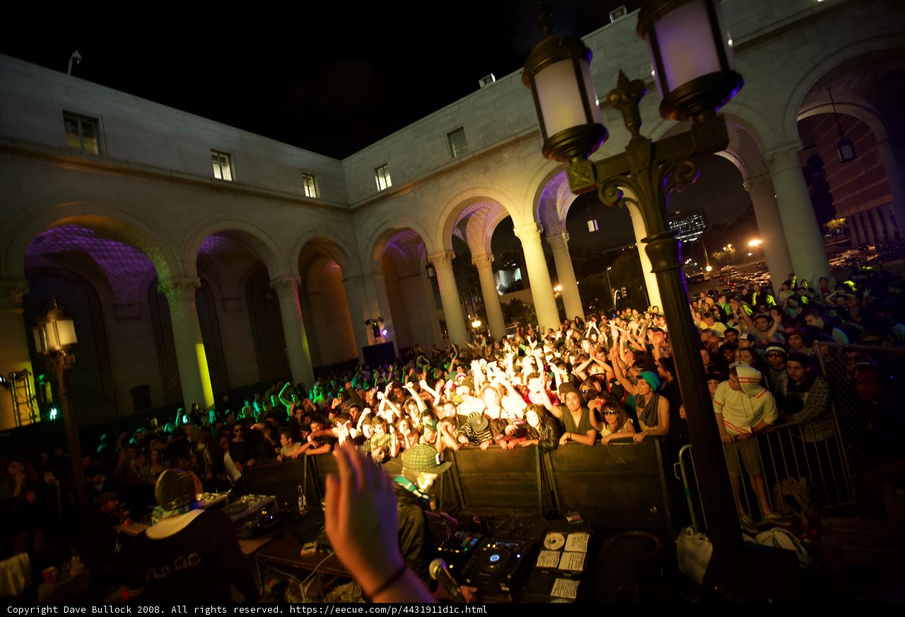 Night Sky Alive with Music and Light at 2008 Detour Concert