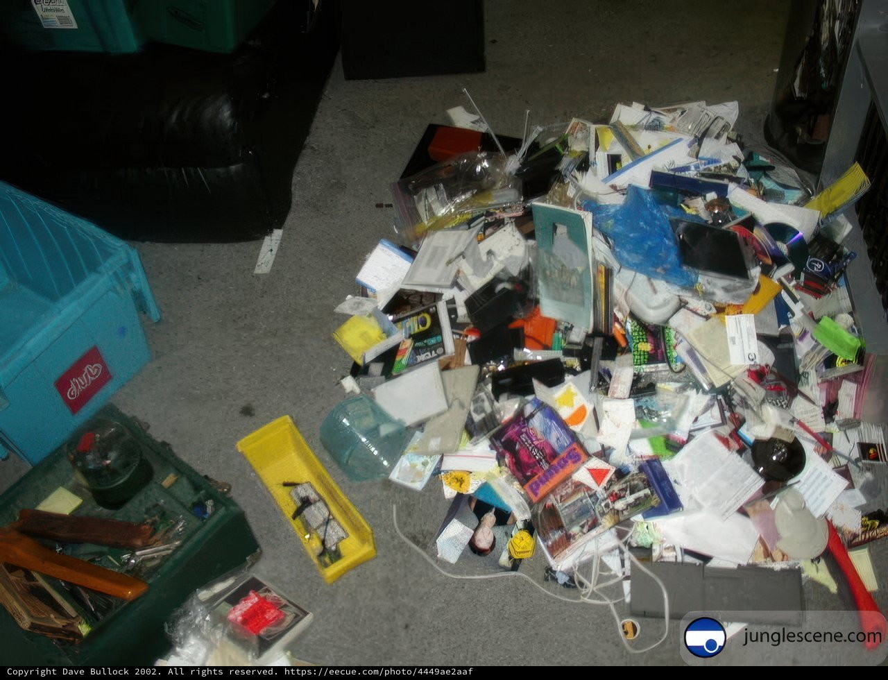 Clutter Chaos