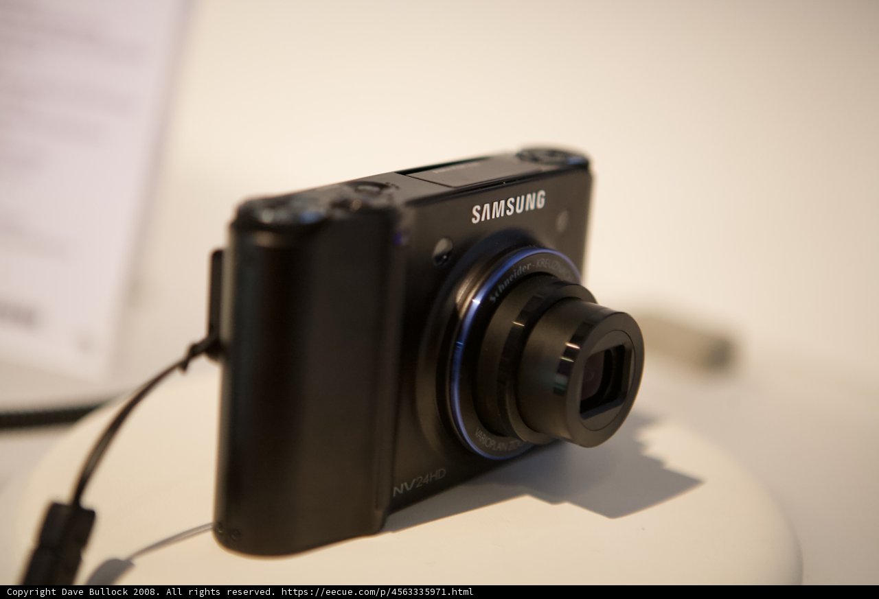 Samsung Camera Steals the Show