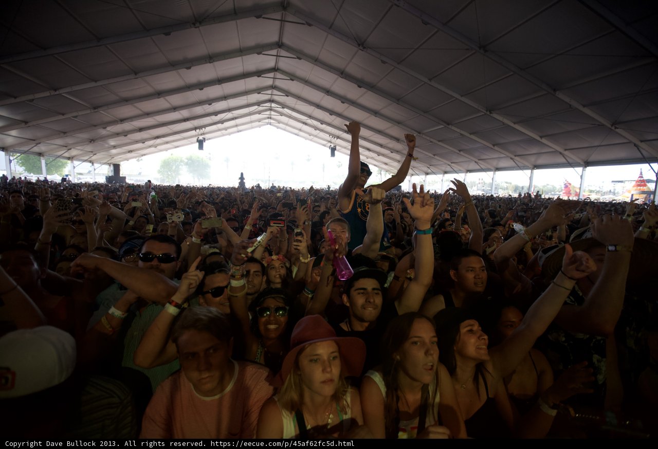 Hands Up for the Music