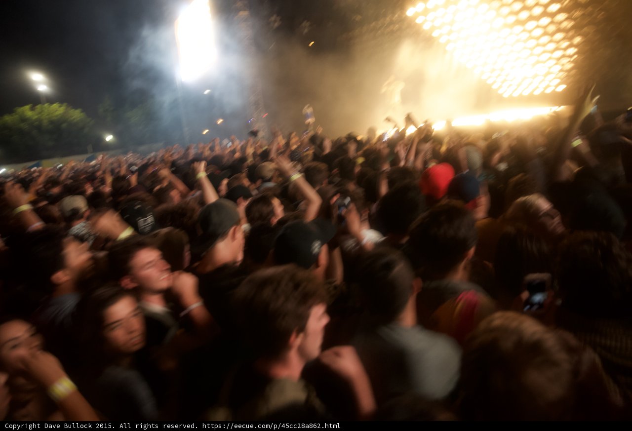 Motion Blur Crowd LED