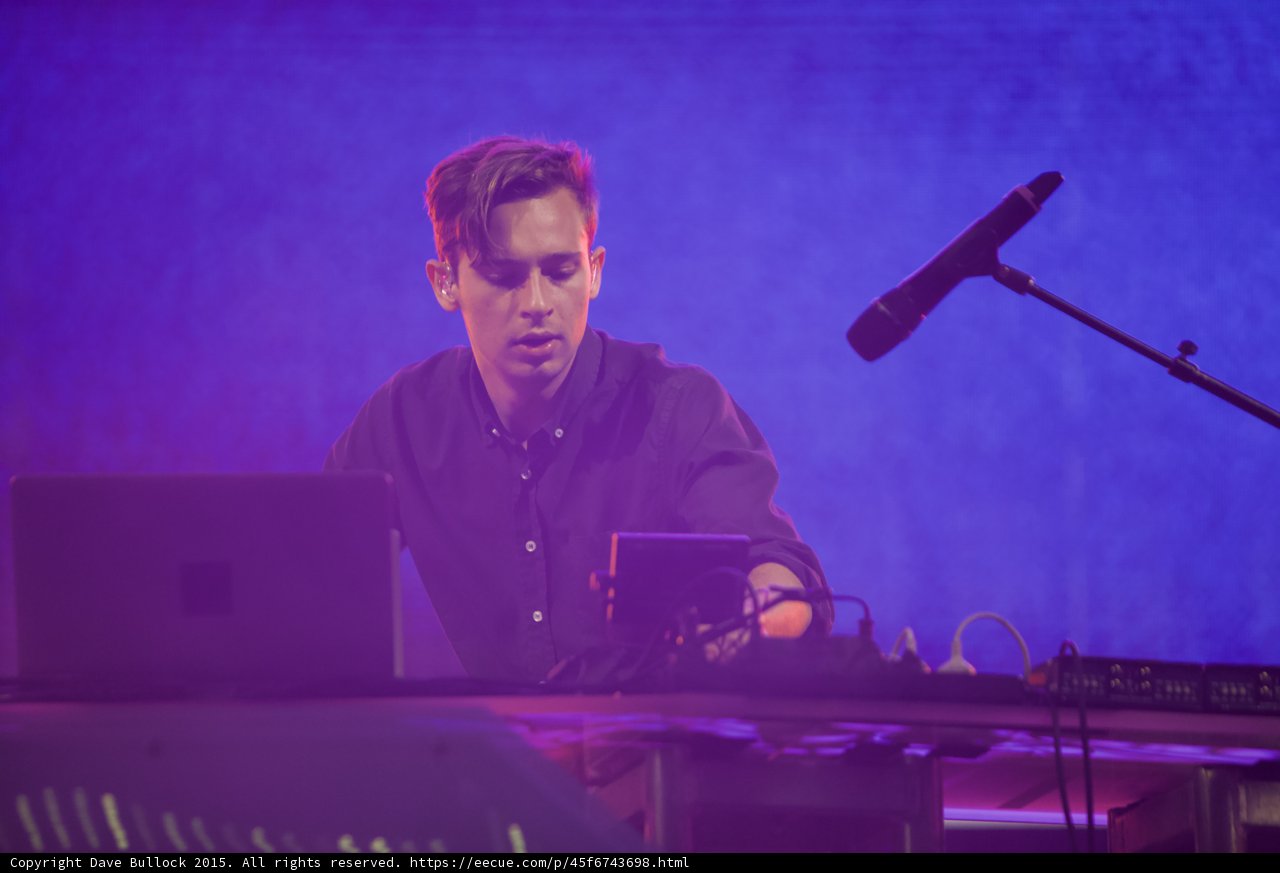 Flume Blue Purple Focused