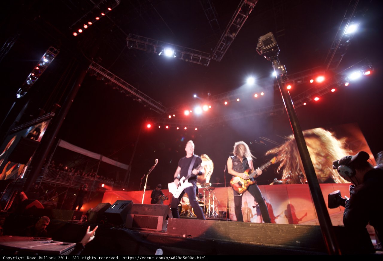 Rockin' under the Red Lights