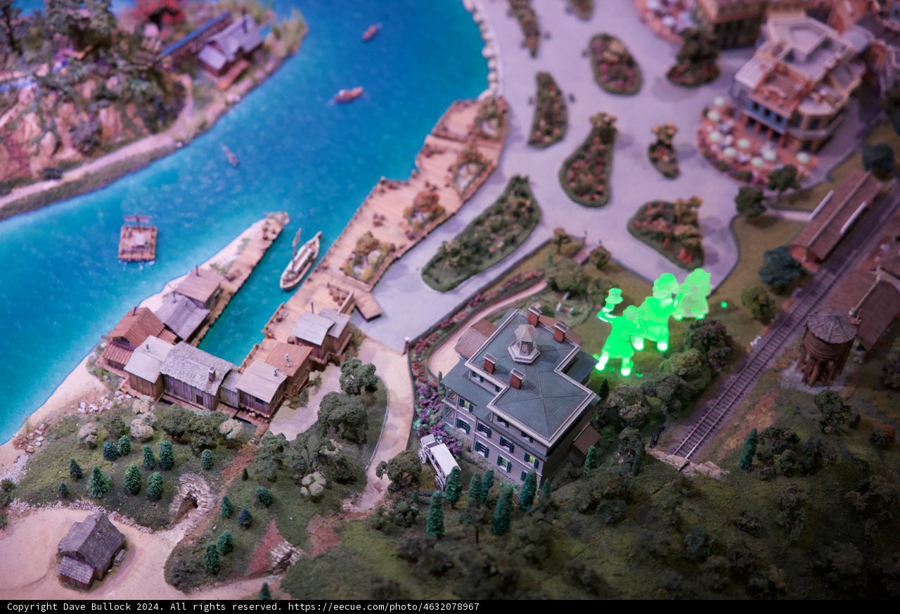 Architectural Marvels: Town Model with panoramic Sea View and Ancestor Fortress