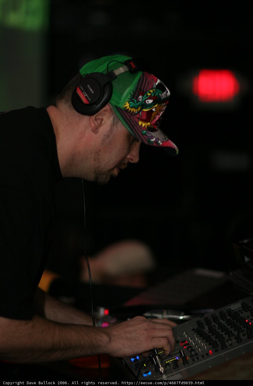 Funky DJ Sam R