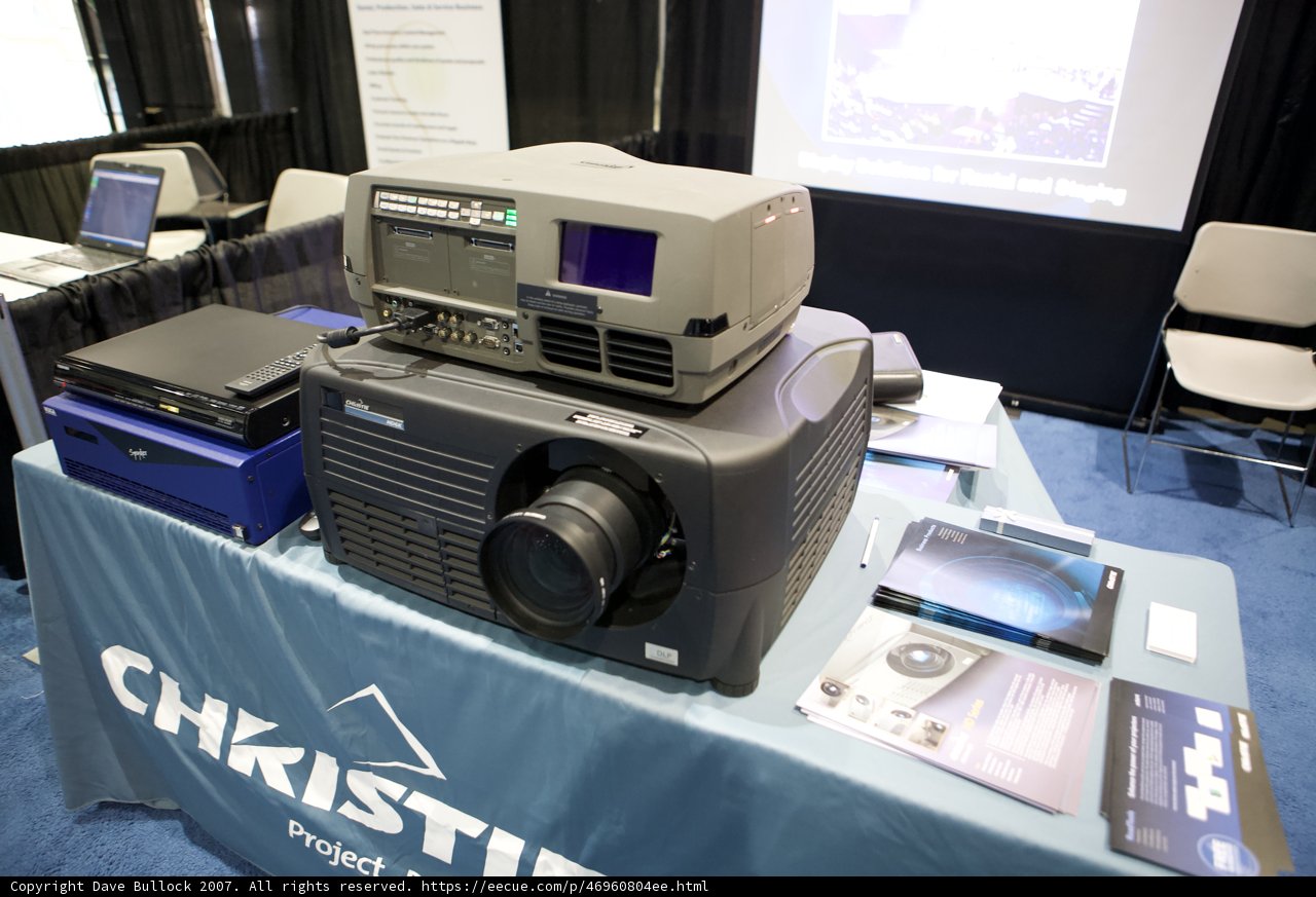 Cutting-Edge Electronics on Display at Trade Show