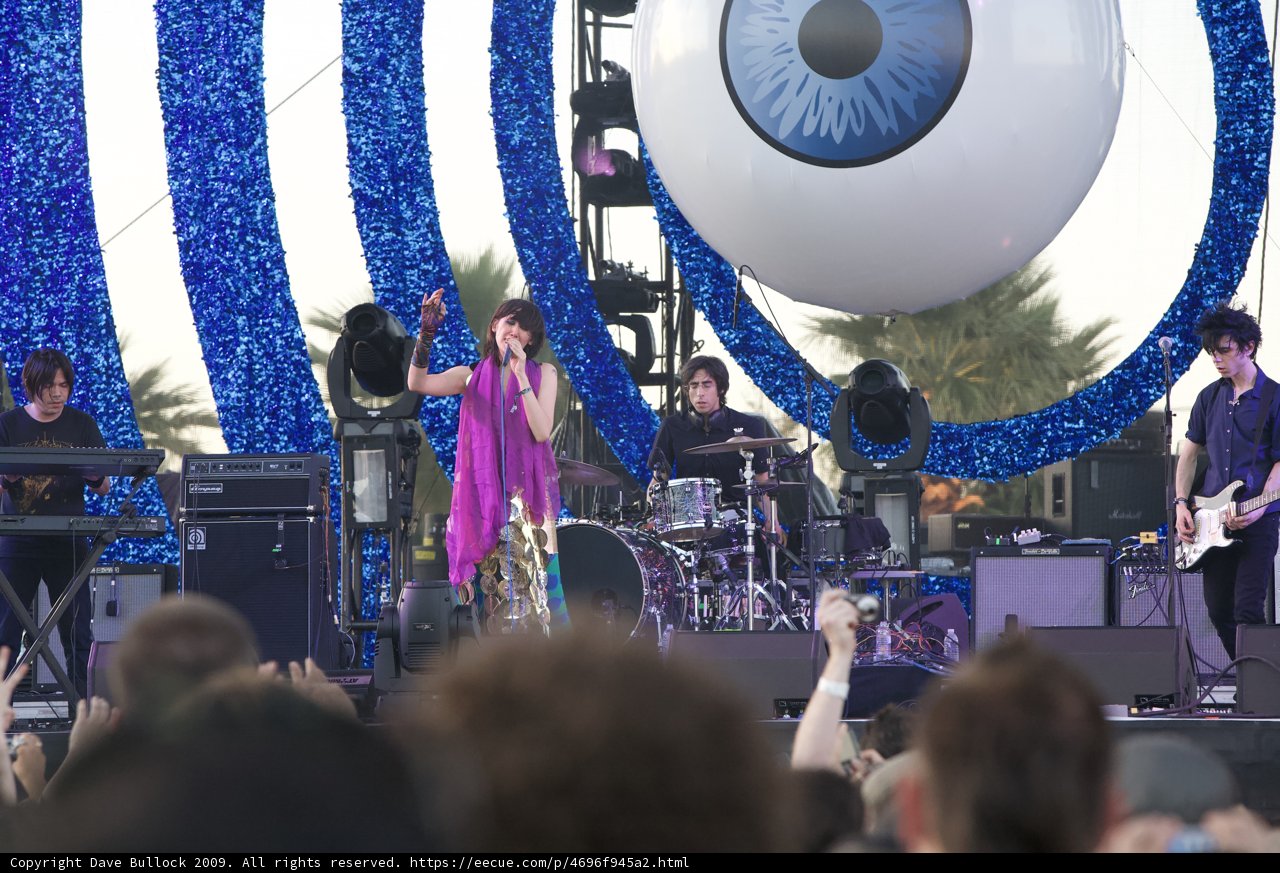 Musical Eye on Stage
