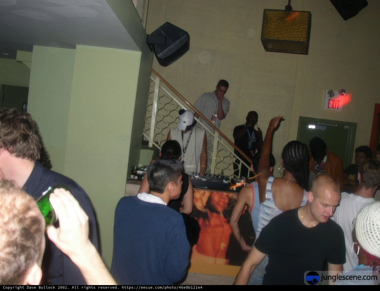 Party People with DJ