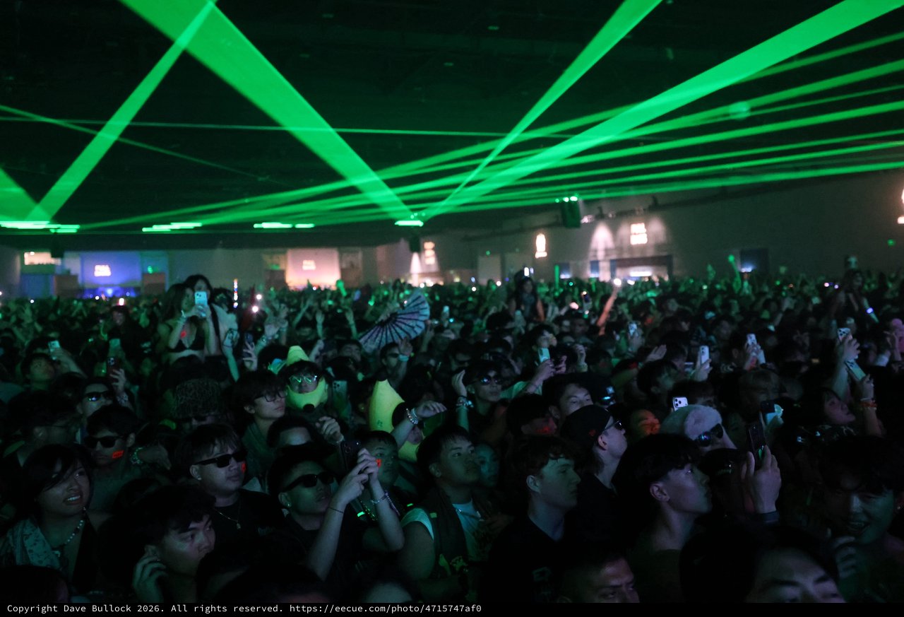 Green Laser Light Show Electrifies Wobbleland 2026 Crowd