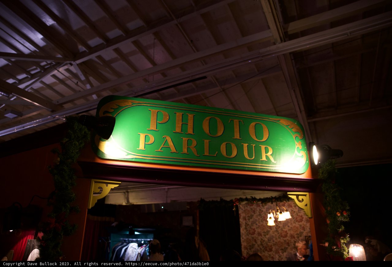 Dickens Christmas Fair 2023 - The Photo Parlor