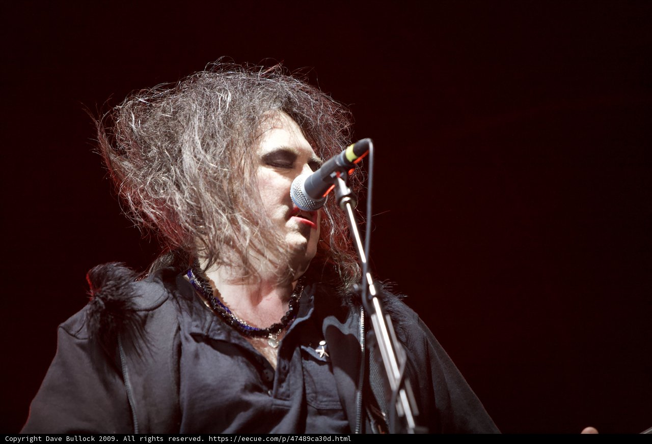 The Cure electrifies the O2 Arena