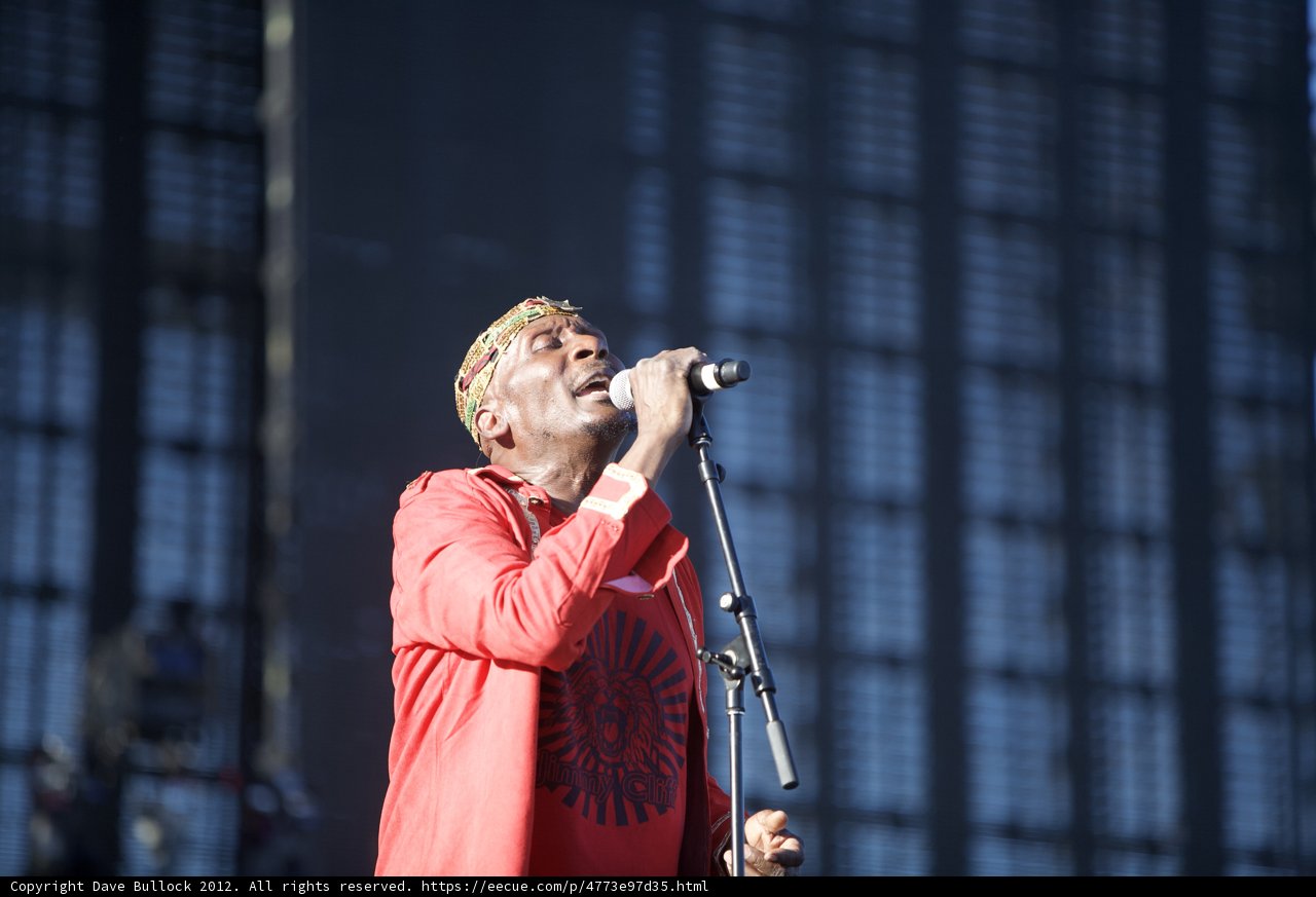 Jimmy Cliff Rocks Coachella 2012 with Solo Performance