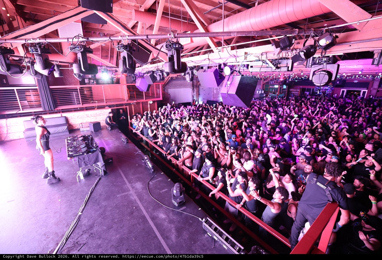 Packed Crowd Erupts at Wobbleland 2026 Festival