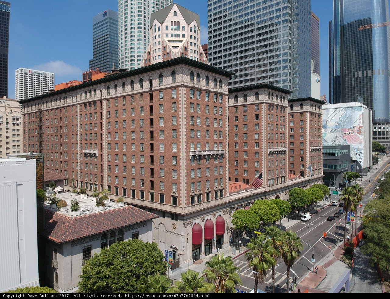 The Hilton Hollywood Hotel in the Heart of LA