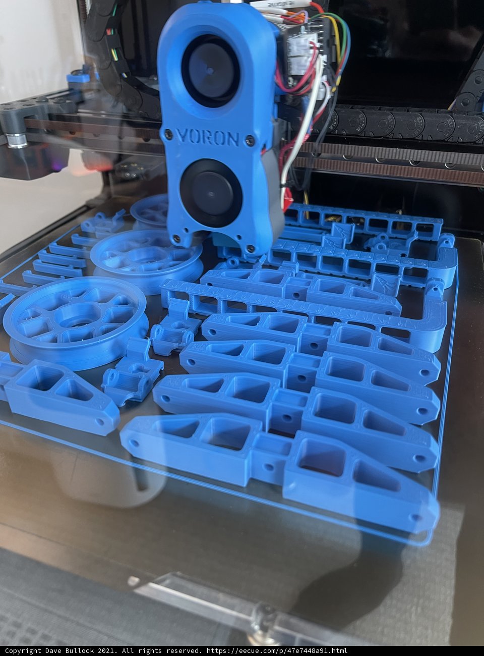 Creating a Blue Plastic Tray with 3D Printing Technology