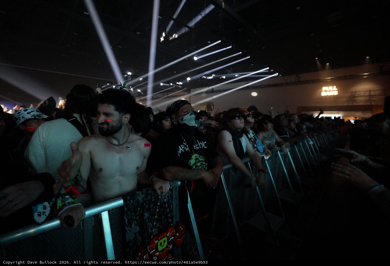 Crowd Presses Forward at Wobbleland 2026 Festival