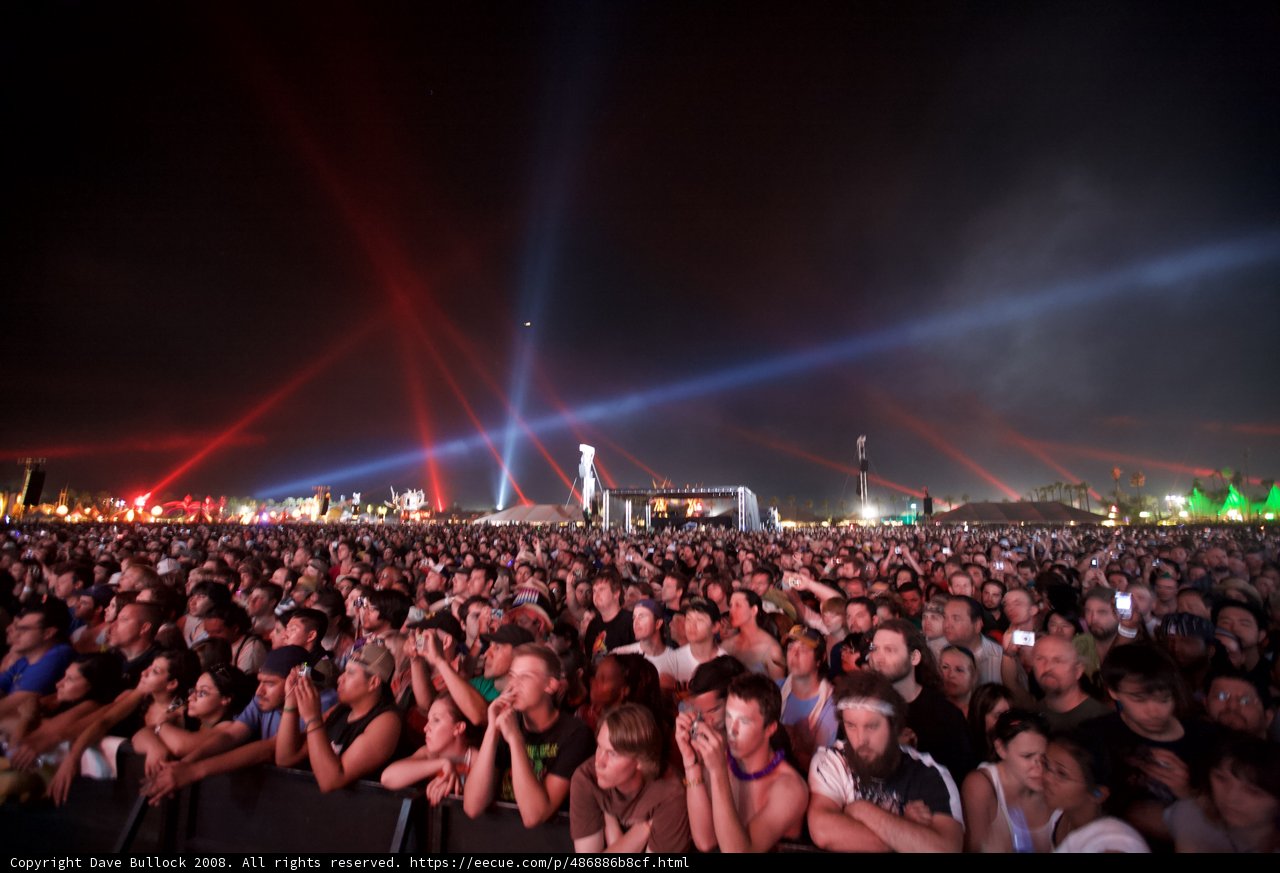 2008 Coachella's electrifying night sky concert
