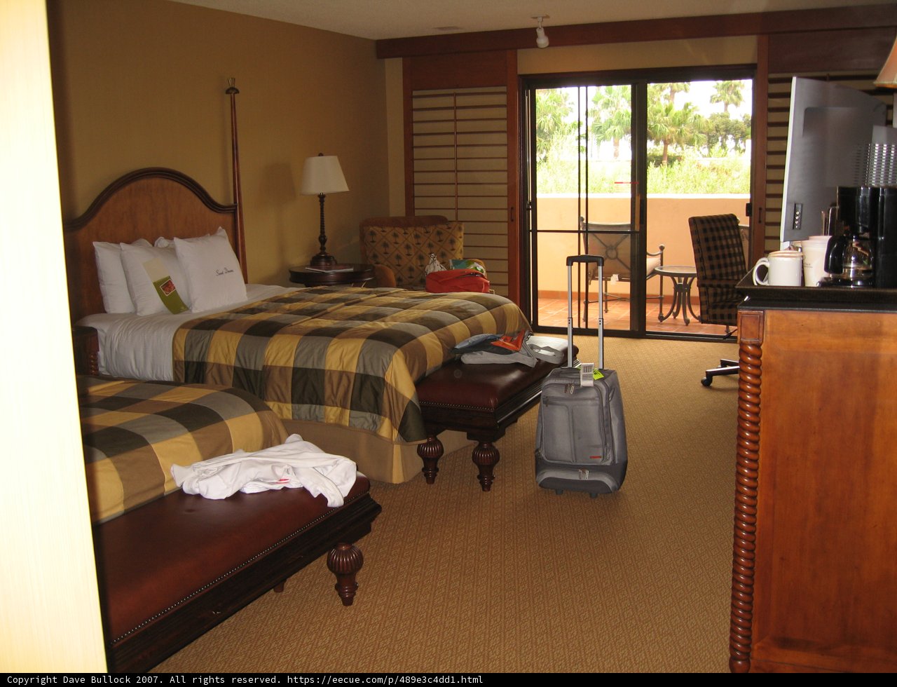 Cozy Living in Hotel Room with Two Beds
