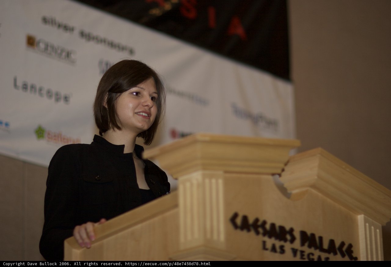 Joanna Rutkowska delivering a speech at a seminar