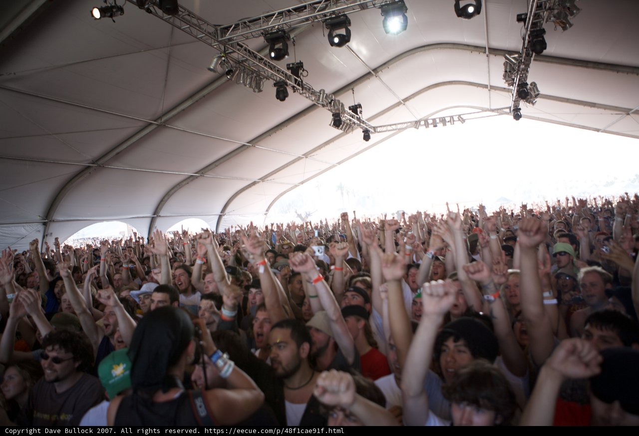 Saturday at Coachella: The Power of the Crowd