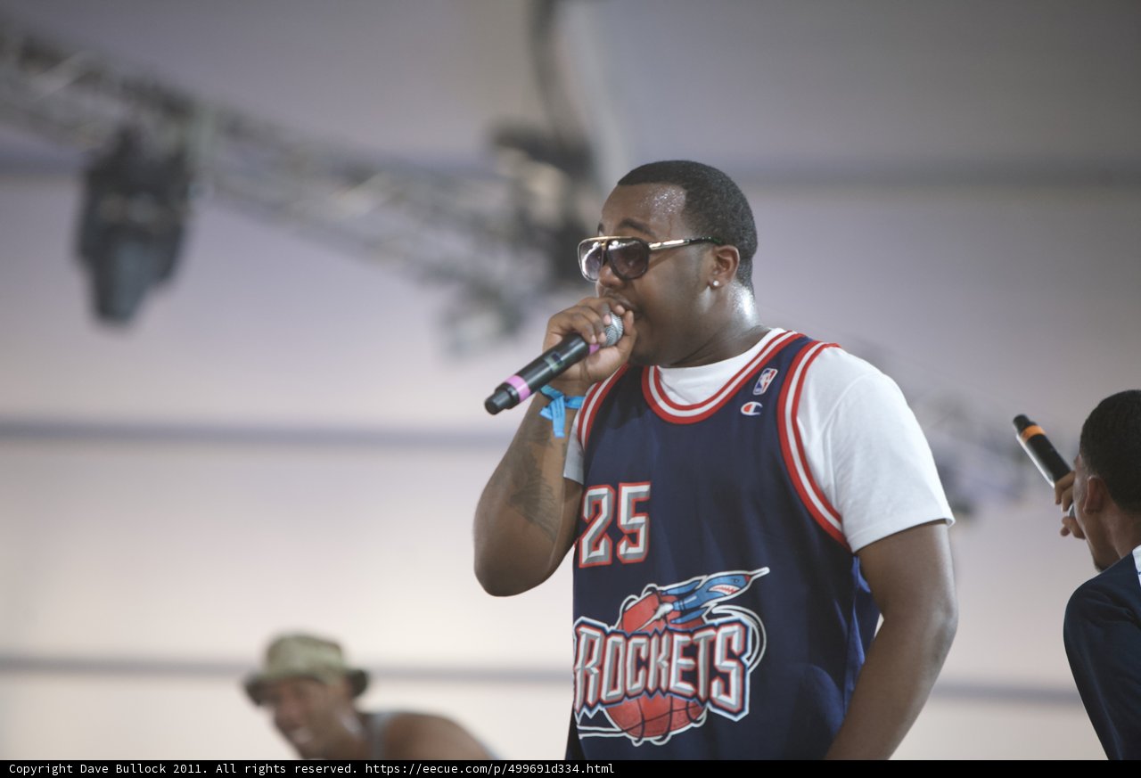 Domo Genesis Entertaining the Crowd with His Solo Performance
