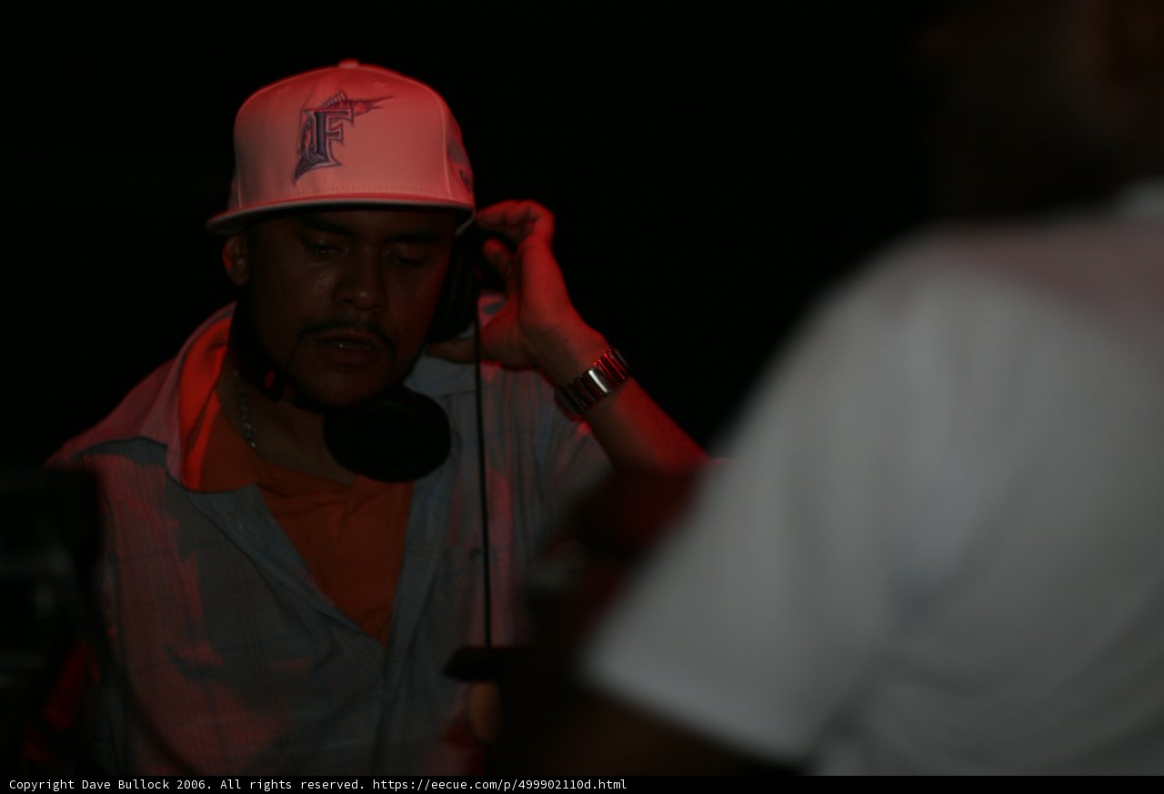 DJ Craze's Hardhat Performance