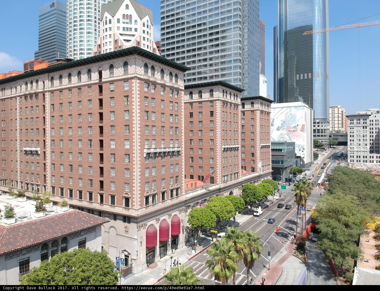 The Hilton Hotel in the Heart of Los Angeles
